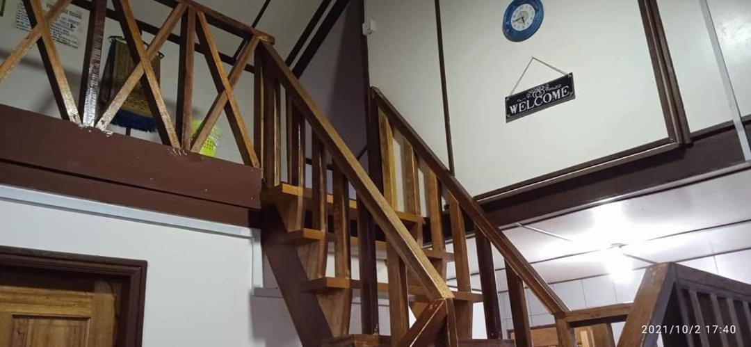Dongorit Cabin House 1 Kampong Kundassan Екстериор снимка